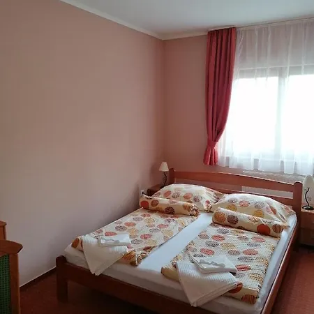 Bed & Breakfast Medgyaszay Panzio